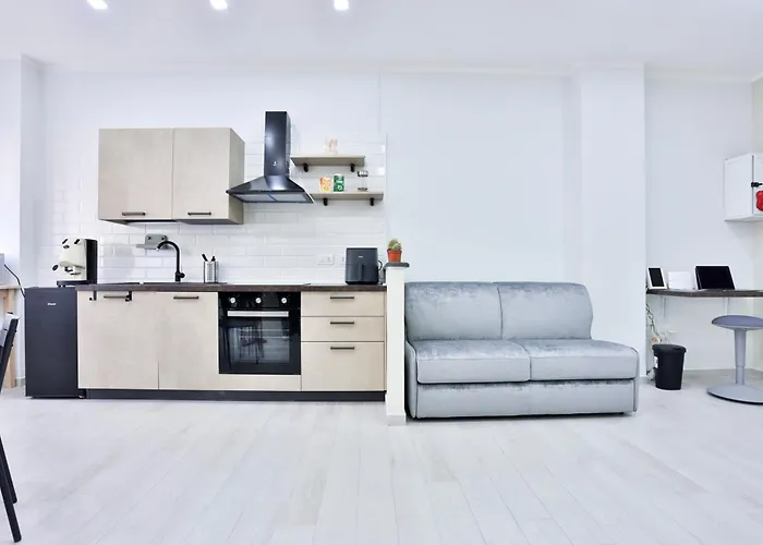 Guesthost - Ronkasa Quiet Naples