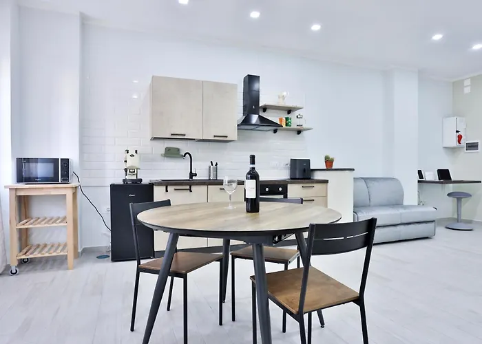 Guesthost - Ronkasa Quiet Neapel